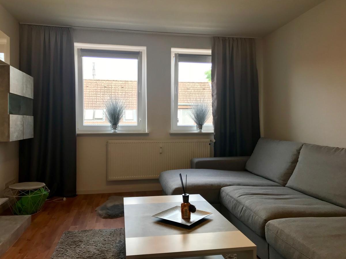 Profair Private Apartments & Rooms City Centre - Room Agency *